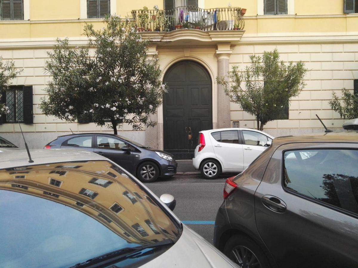 Tolli Colosseo Apartment روما المظهر الخارجي الصورة