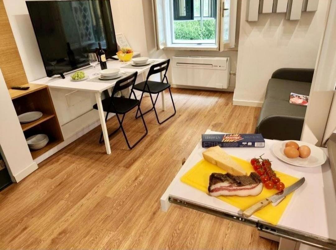 Tolli Colosseo Apartment روما المظهر الخارجي الصورة
